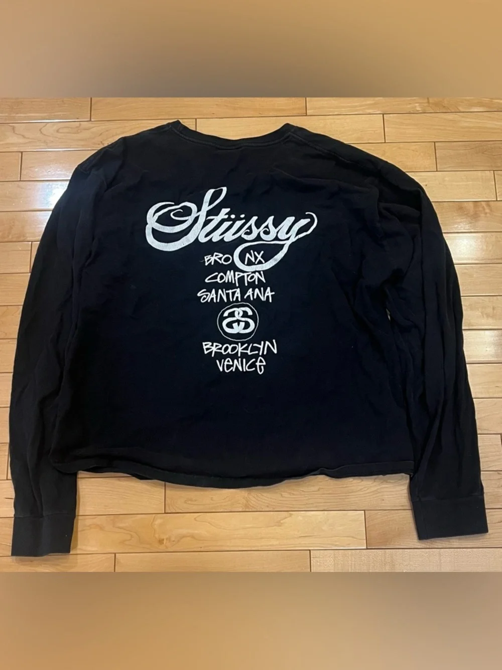 Stussy World Tour - Size XL - LS T-Shirt - Picture 6 of 7